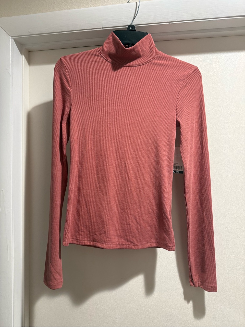 Kohl's Dusty Rose Ribbed Mock Neck Long Sleeve Top NWT Small